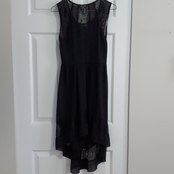 NWOT Women's Beautiful Black Lace high low Dress Small - Picture 2 of 8